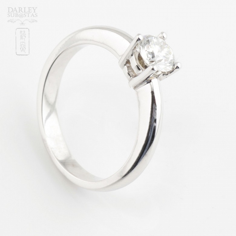 0.71cts Solitaire Diamond 18k White Gold - 2