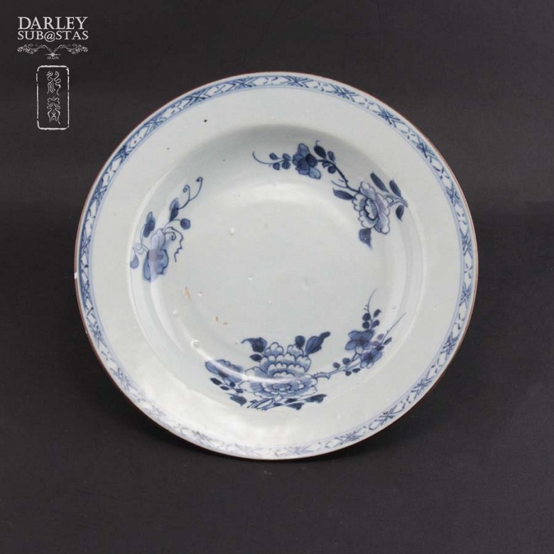 Pareja de platos porcelana china, S.XVIII - 2