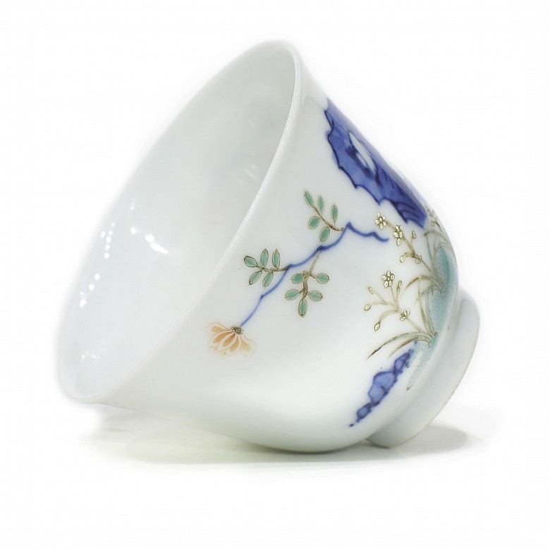 Pequeño cuenco de porcelana esmaltada, Guangxu (1875 - 1908)