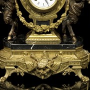 Reloj con guarnición, estilo Luis XVI, S.XX - 3