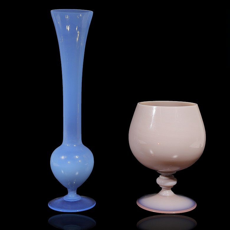 Set of eight opaline glass goblets, S.XX