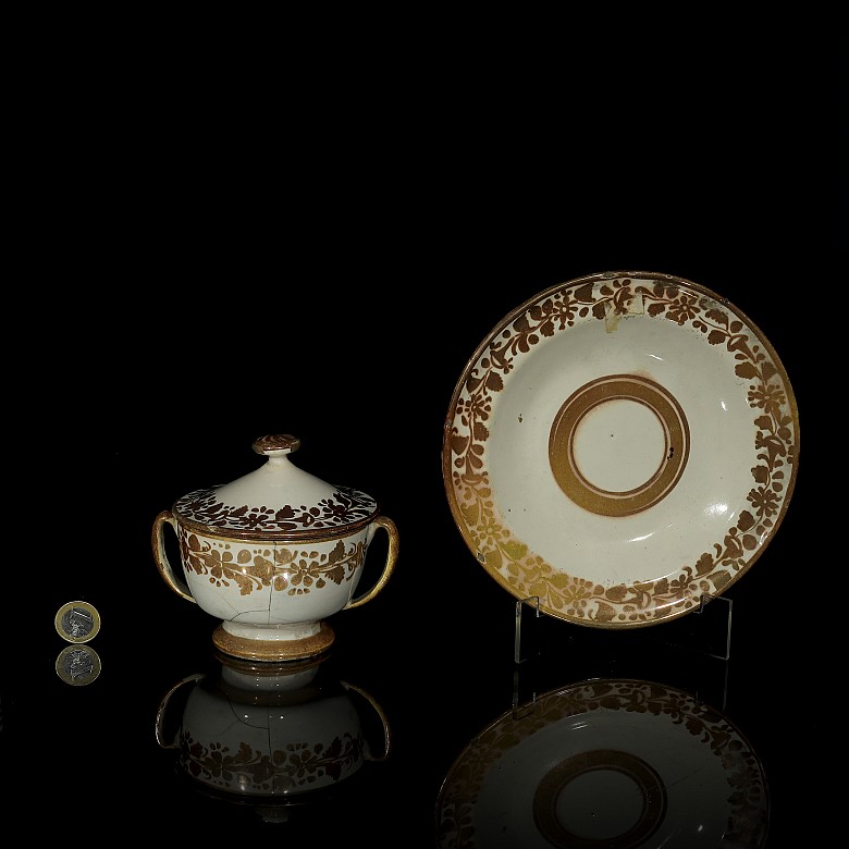 Lot of Manises ceramics, 19th century - 7