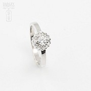 Rose 18k white gold and diamond ring 0.37cts - 3