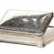 Indonesian jewelry box made of 925 sterling silver.