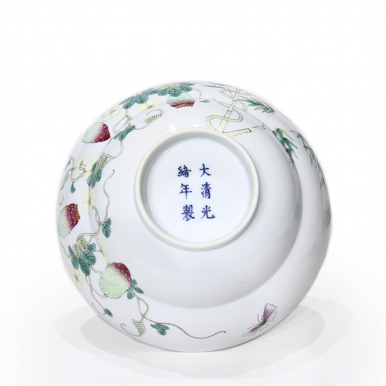 Porcelain enamelled bowl, 20th century