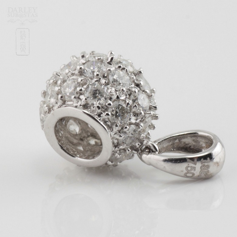 0.97cts ball pendant with diamonds - 4