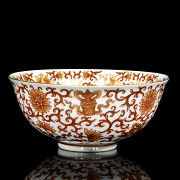 Cuenco de porcelana con esmalte rojo-hierro, con marca Daoguang - 1