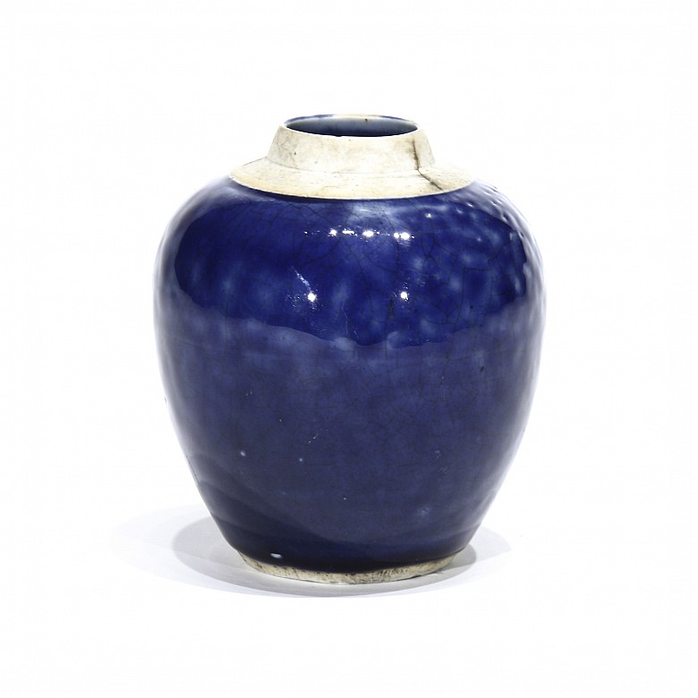 Small glazed vase in blue, 20th century - 1