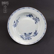Pair of Chinese porcelain plates, S.XVIII - 2