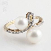18 kt yellow gold ring, white pearls and diamonds - 5