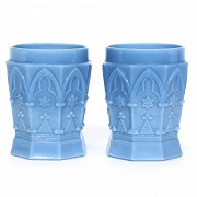 Lote de vasos en vidrio opalina azul moldeada, ca.1900