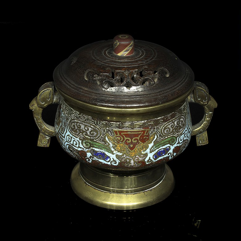 Censer with lid and reliefs, 20th century