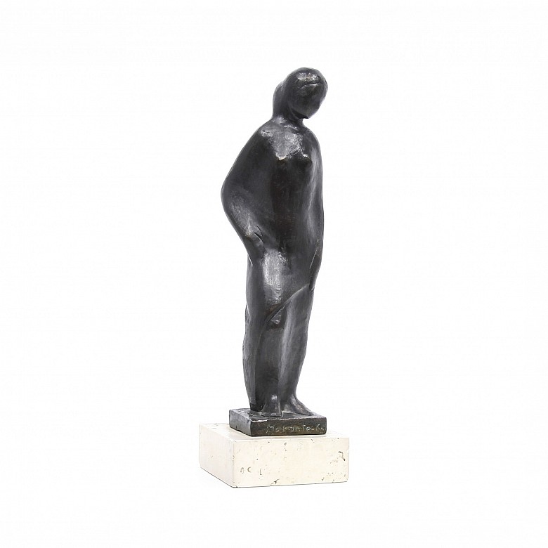 Bronze sculpture signed Morante, 1965.
