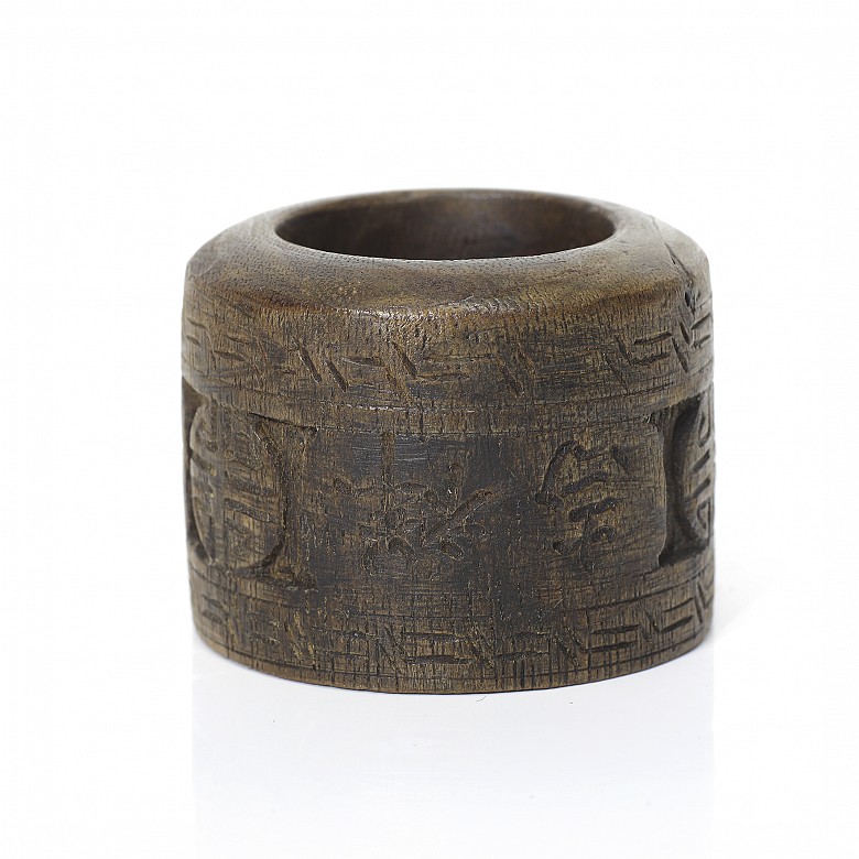 Wooden ring with characters and symbols, Qing dynasty