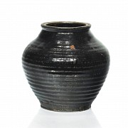 Striated ceramic vase, Qing dynasty - 2