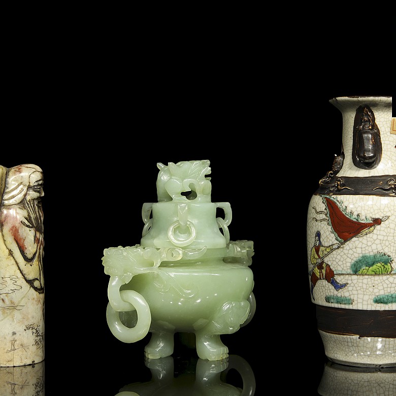 Lot of objects, China, 20th century - 1