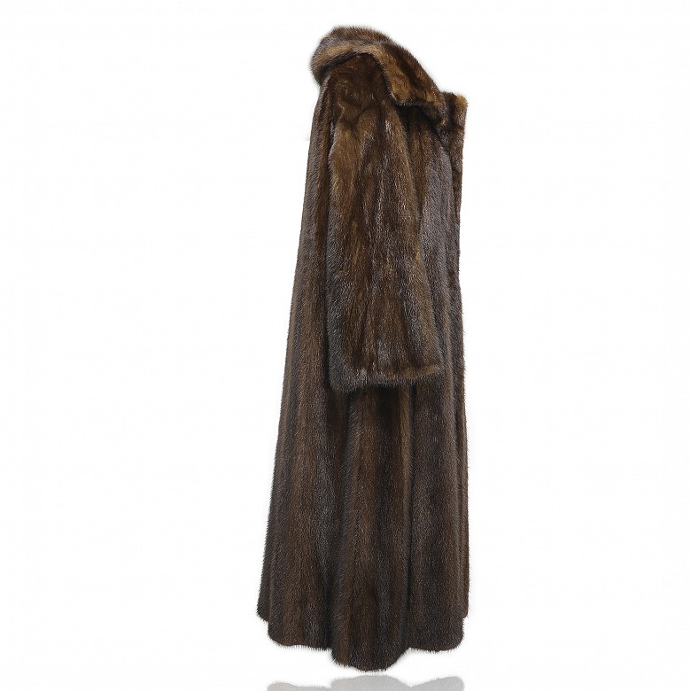 Mink fur coat, Arturo Barrios furrier