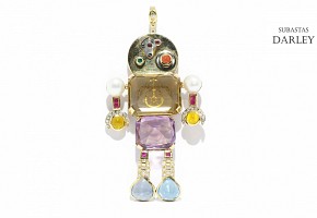 18 kt gold robot shaped pendant