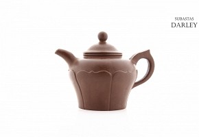Yixing Red Antique Teapot
