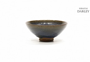A Junyao style dark blue-glazed bowl.