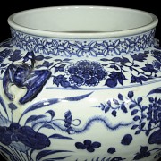 Vase with handles, blue and white, Yuan style - 5