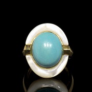 18k yellow gold ring with turquoise and mother of pearl - 1