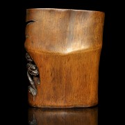 Bote de pinceles de bambú tallado 
