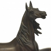 Figura de bronce 