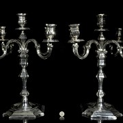 Pair of Spanish 925 sterling silver candlesticks, 20th century