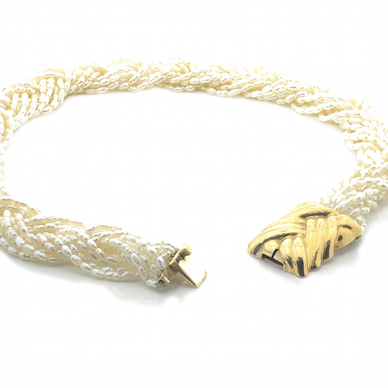 Rice pearl necklace and 18k gold clasp