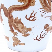 Chinese porcelain vase, 20th century - 4