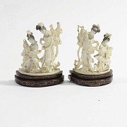 Couple of Chinese dancing figures - 12