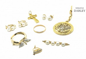 Lot of 10 pieces in 18k yellow gold