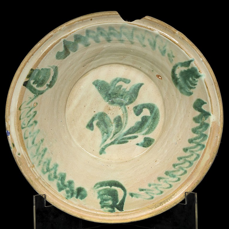 Dos lebrillos de cerámica esmaltada en verde, Fajalauza - 3