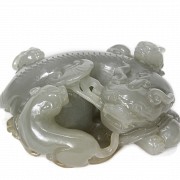 Figura de jade tallado, dinastía Qing.