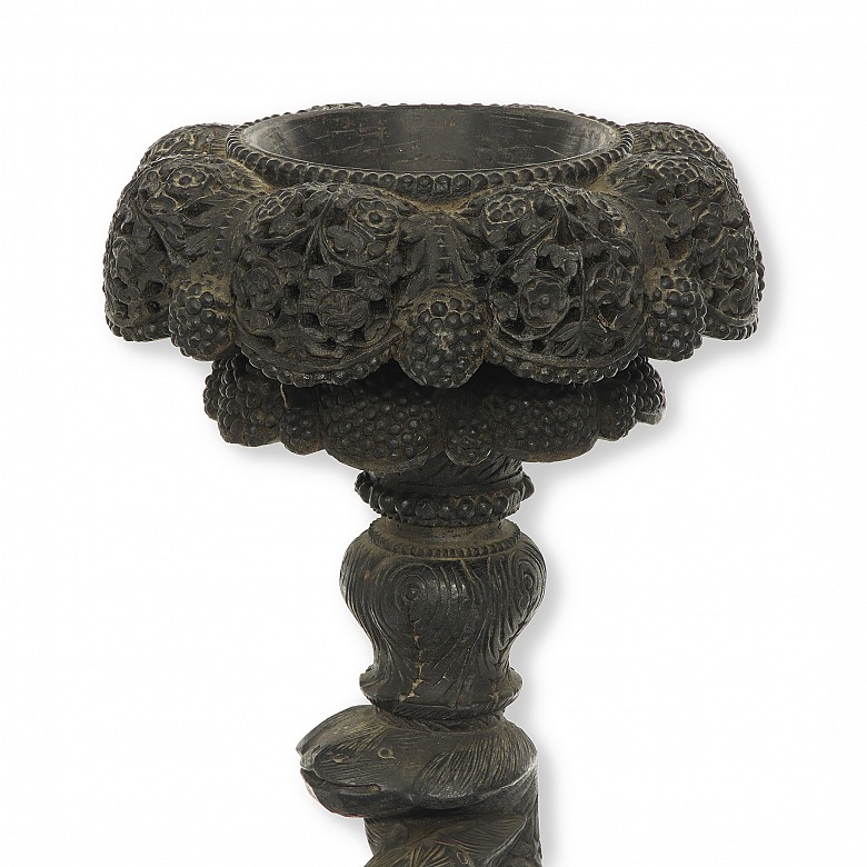 Carved wooden pot stand, 20th century - 2