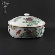 Casserole with lid in china, S.XIX - 4