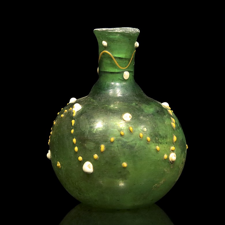 Frasco de vidrio verde, dinastía Tang