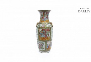 Cantonese porcelain vase, 20th century