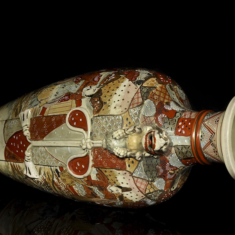 Satsuma porcelain vase, Japan, mid-20th century - 6