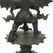 Bronze deity 