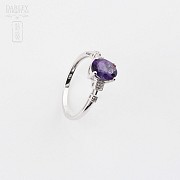18k white gold ring with amethyst and diamonds. - 4