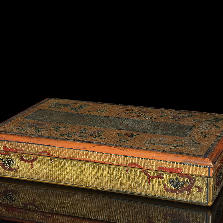 Wooden box lined with fabric, 20th century - 5
