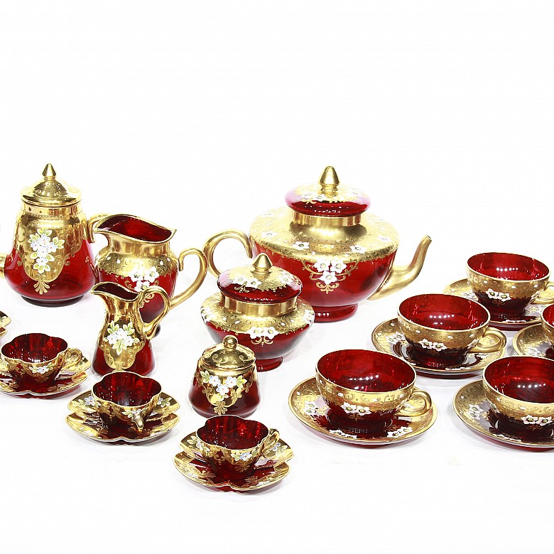 Juego de té de vidrio rojo con decoración esmaltada - 2