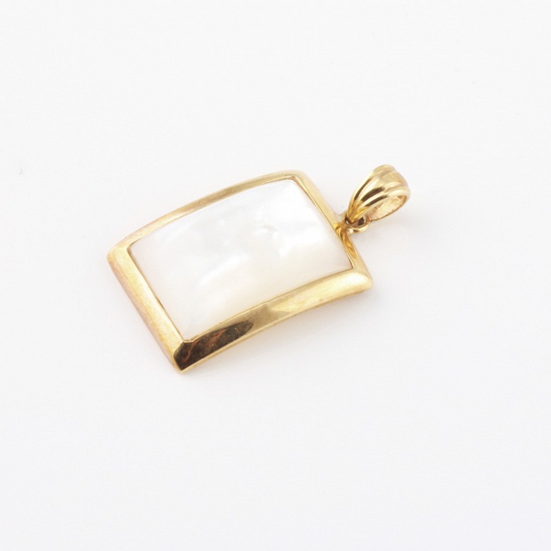 pendant Natural mother of pearl in 18k yellow gold - 3