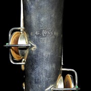 Saxofón alto, marca Conn, ca 1920 - 8