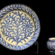 Collection of glazed ceramics from Fajalauza, 19th century
