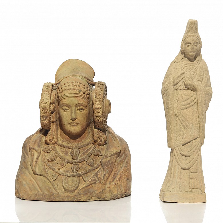 Two Iberian-style decorative figures
