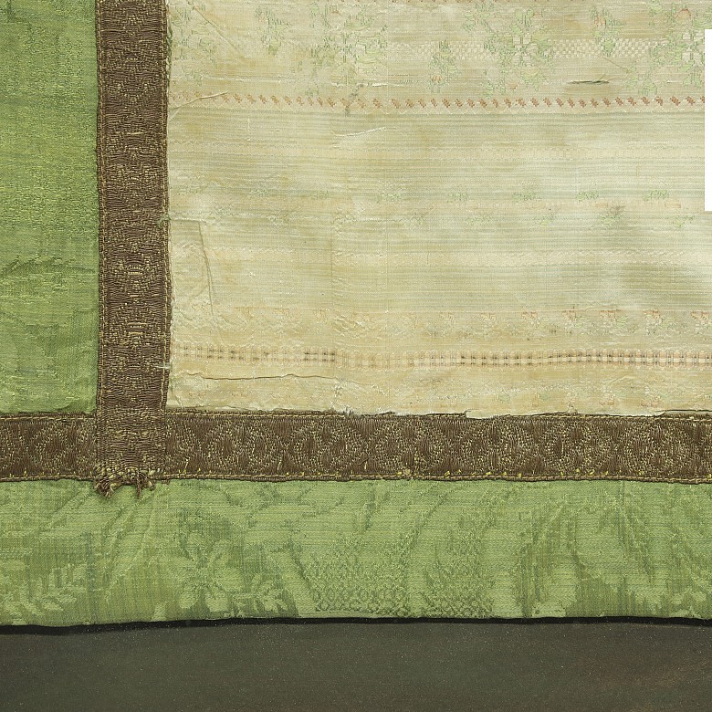 Silk fabric with trimmings, 19th century - 3