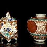 Lote de porcelana esmaltada, Asia, S.XX